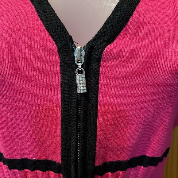 Beautiful Belldini Sweater - Hot Pink/Black - Picture 3 of 8